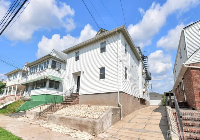 133-135-23rd-avenue-paterson-nj-07513/hzid_c85821b0