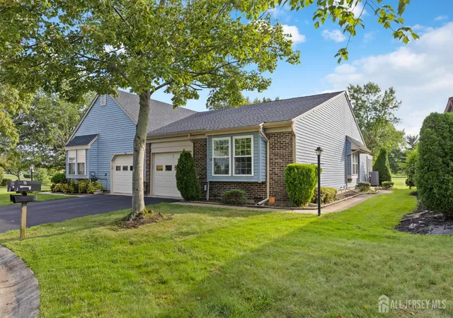 10-thomas-paine-dr-a-monroe-township-nj-08831/hzid_e57926d7