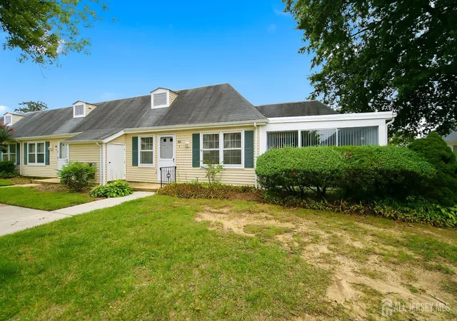 161-pelham-ln-e-monroe-township-nj-08831/hzid_5f5cdbc6