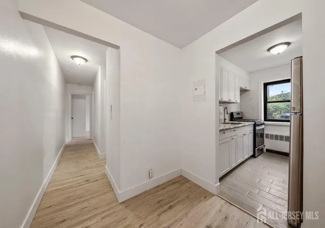 2335-hudson-ter-fort-lee-nj-07024/hzid_b10672e8