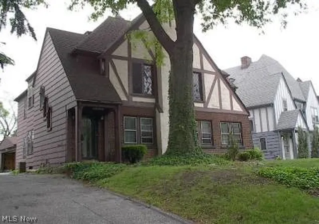 18323-newell-rd-beachwood-oh-44122/hzid_909b789e