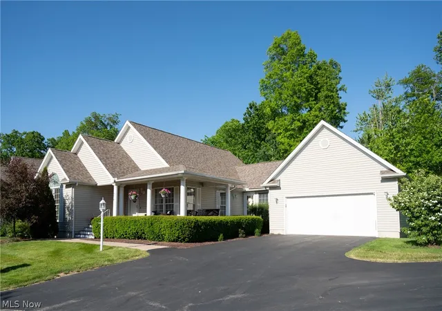 5216-nashua-dr-youngstown-oh-44515/hzid_1288d3e0