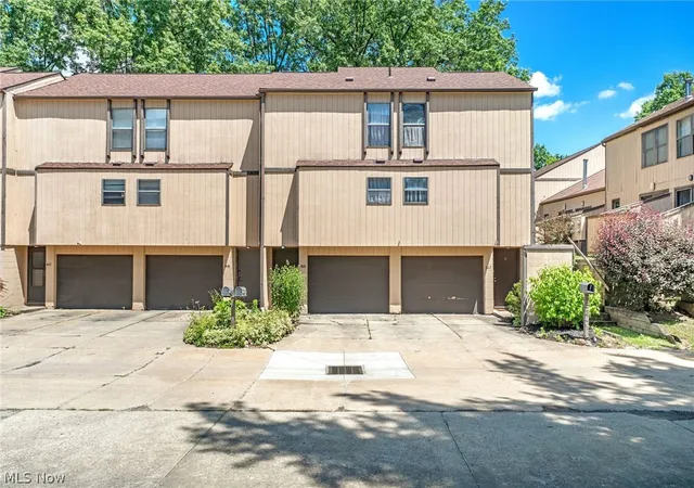 621-center-ave-cuyahoga-falls-oh-44221/hzid_31cdbbfa