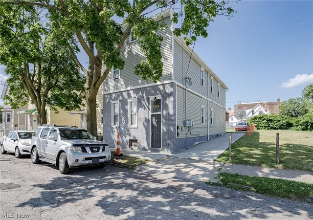1616-e-33rd-street-cleveland-oh-44114/hzid_dda683a1