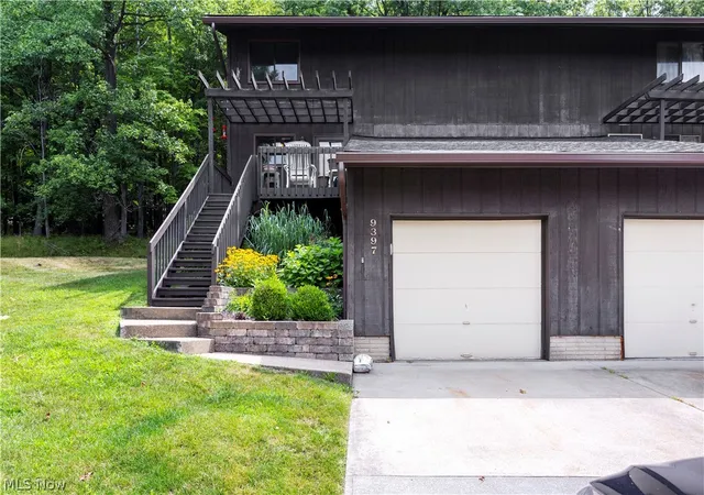 9397-bassett-ln-north-royalton-oh-44133/hzid_9926a30e