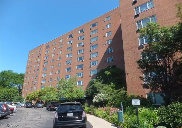 11820-edgewater-dr-619-lakewood-oh-44107/hzid_66297215