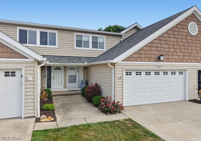 1203-cyn-view-rd-northfield-oh-44067/hzid_dda177d3