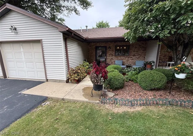 5713-callaway-cir-youngstown-oh-44515/hzid_f8cf8046