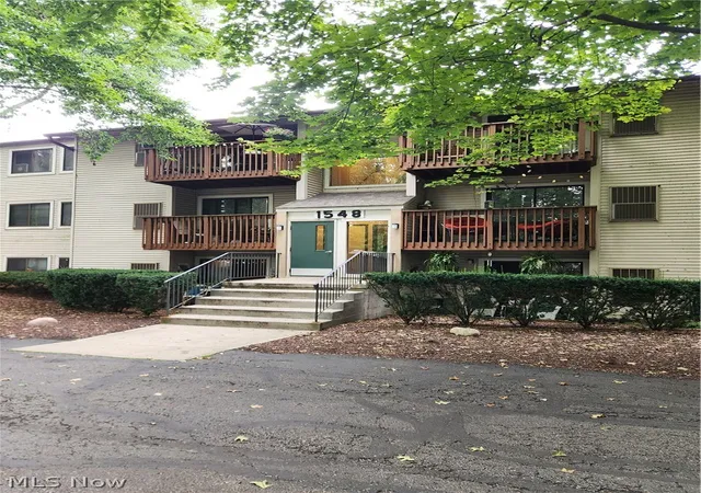1548-cedarwood-dr-353-westlake-oh-44145/hzid_ed430873