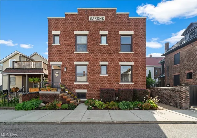 1287-w-69th-street-cleveland-oh-44102/hzid_5d852d53