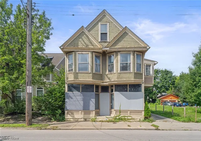 3676-e-65th-street-cleveland-oh-44105/hzid_e894e470