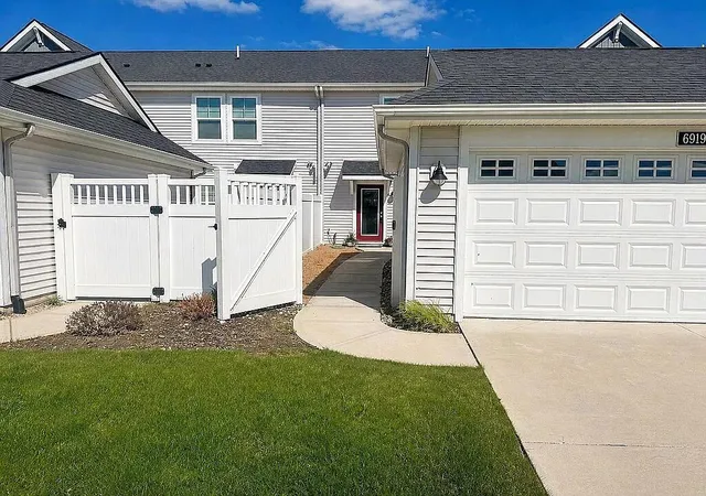 6919-myers-lake-ave-ne-9-rockford-mi-49341/hzid_18859f54