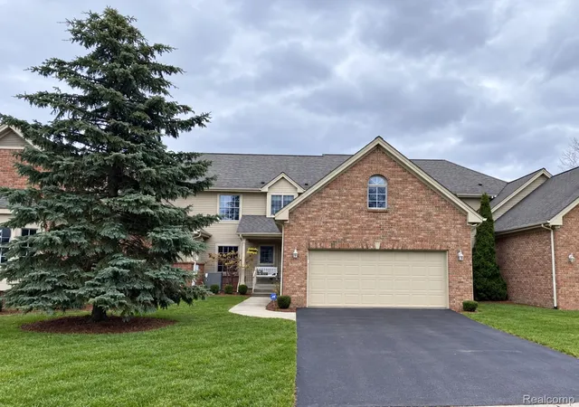 8095-woodstone-ct-grand-blanc-mi-48439/hzid_e3a4a912