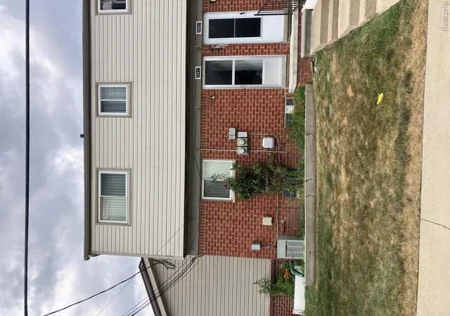 20817-washington-roseville-mi-48066/hzid_c6540091