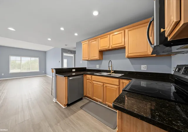 5537-acorn-ln-sterling-heights-mi-48314/hzid_5905b8f6