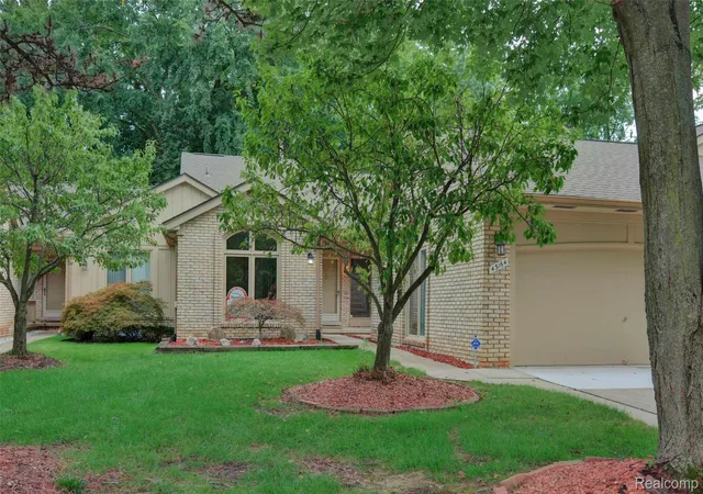 43164-w-kirkwood-dr-145-clinton-township-mi-48038/hzid_42c7031d