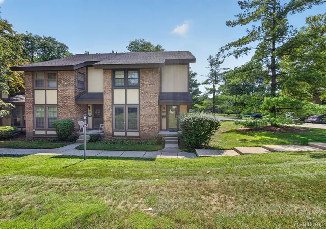 25184-maplebrooke-dr-southfield-mi-48033/hzid_74971d7a