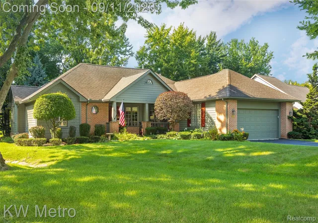 954-pine-trl-dr-rochester-hills-mi-48307/hzid_3bb197f8