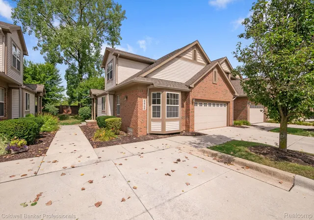 42756-gateway-dr-4-plymouth-mi-48170/hzid_d5310c76