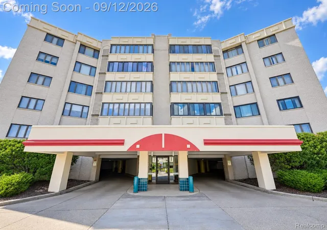 43050-12-oaks-crescent-dr-4055-novi-mi-48377/hzid_02dd28b4