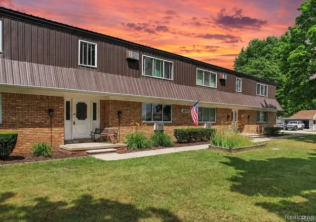 1600-oakland-st-a-3-saint-clair-mi-48079/hzid_60bad156