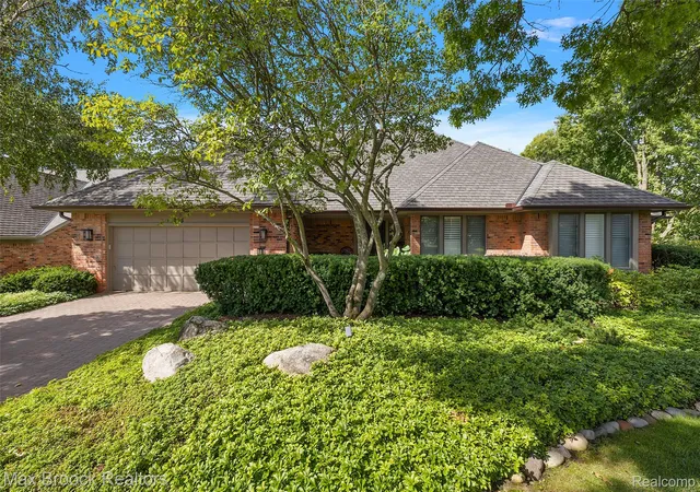 233-norcliff-dr-bloomfield-hills-mi-48302/hzid_233daa03