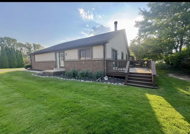 20543-brandonwood-dr-clinton-township-mi-48038/hzid_a3ecd64c