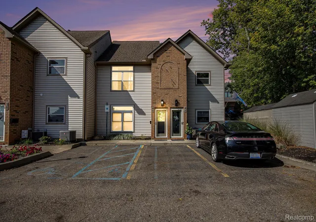 40-park-is-dr-4-lake-orion-mi-48362/hzid_9aa5c3b2