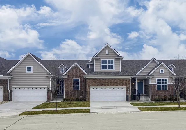 9928-crossview-trl-hartlandtownship-livingston-mi-48855/hzid_b8525234