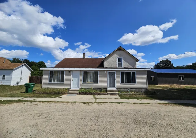 402-n-main-st-hersey-mi-49639/hzid_cdf11125