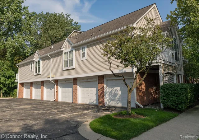 56242-troon-n-shelby-township-mi-48316/hzid_5945a53a
