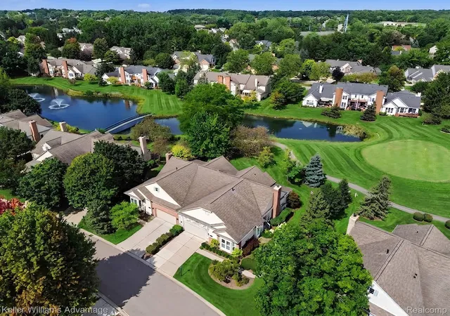 39646-muirfield-ln-northville-mi-48168/hzid_8f5ec89e