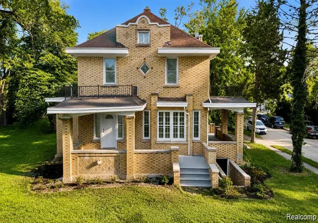 21855-schoenherr-rd-warren-mi-48089/hzid_f3e02c2c