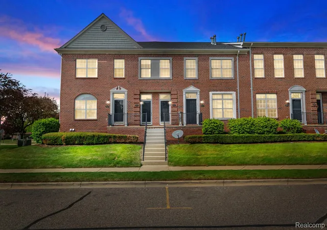 14267-vauxhall-dr-sterling-heights-mi-48313/hzid_9a69662c