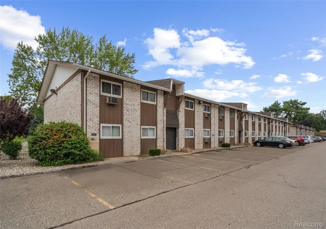 7355-woodview-st-4-westland-mi-48185/hzid_edab6966