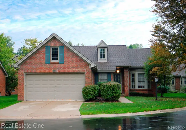 1227-valley-cir-rochester-hills-mi-48309/hzid_30310cae