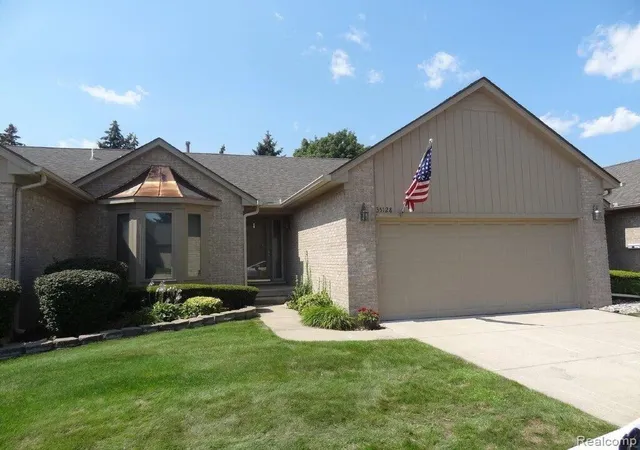 35128-moravian-dr-sterling-heights-mi-48312/hzid_a68be510