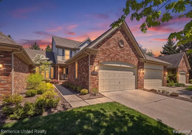 39656-village-run-dr-northville-mi-48168/hzid_f591c175
