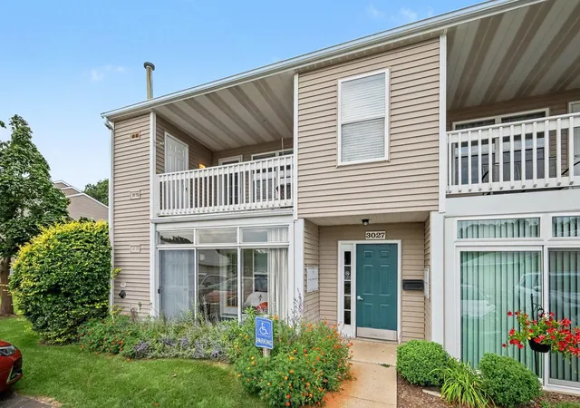 3027-poplar-crk-dr-se-grand-rapids-mi-49512/hzid_f950f7c2