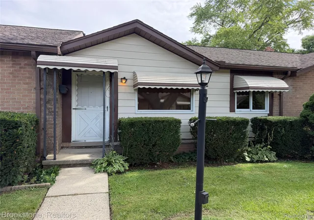 8401-18-mile-rd-241-sterlingheightscity-macomb-mi-48313/hzid_f44e2415