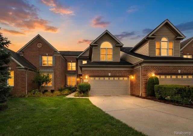 44665-n-broadmoor-cir-137-northville-mi-48168/hzid_5ce2d812