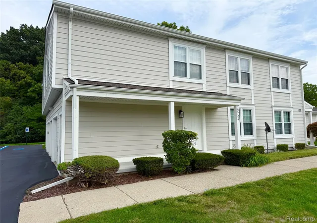 39726-village-wood-ln-novi-mi-48375/hzid_5e348911