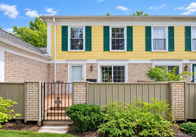 1476-saddle-ln-rochester-hills-mi-48306/hzid_948dee1d