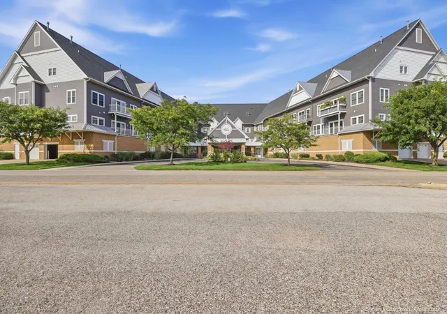917-w-savidge-st-39-spring-lake-mi-49456/hzid_10612d88