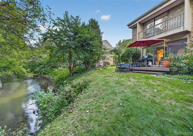 1439-oakbrook-e-rochester-hills-mi-48307/hzid_f6fa2373
