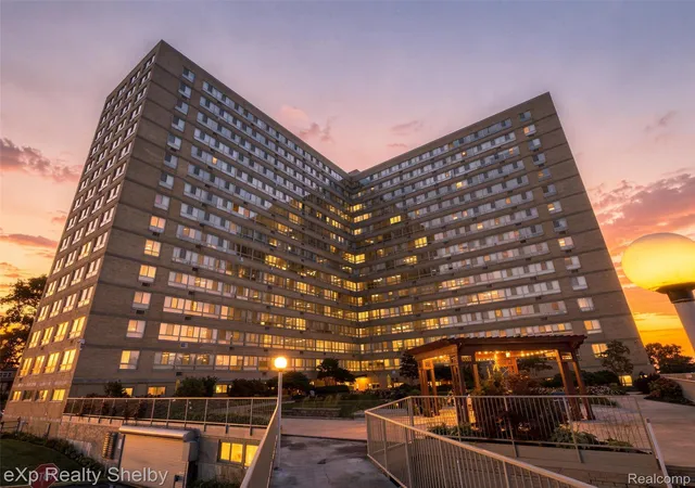 8900-e-jefferson-ave-1021-detroit-mi-48214/hzid_d1c02cf3