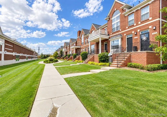 3237-newbury-pl-troy-mi-48084/hzid_9ab238f1