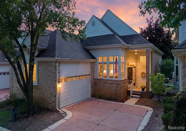 38147-n-vista-dr-livonia-mi-48152/hzid_468dfe11