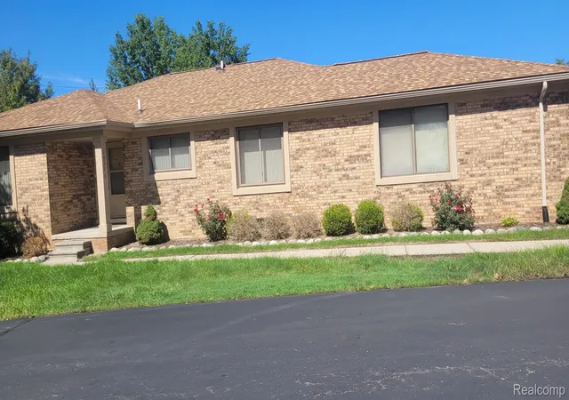 20246-evergreen-meadows-rd-22-southfield-mi-48076/hzid_06430733