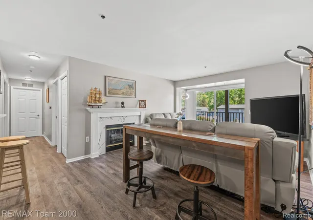 37522-jefferson-ave-102-harrison-township-mi-48045/hzid_2dc60e8b